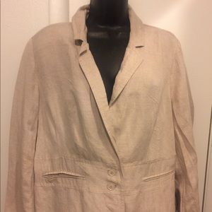 Linen 2-piece set suit. Also available in WHITE.